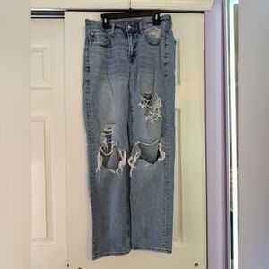 American Eagle Outfitters | Light Blue Distressed Boyfriend Jeans